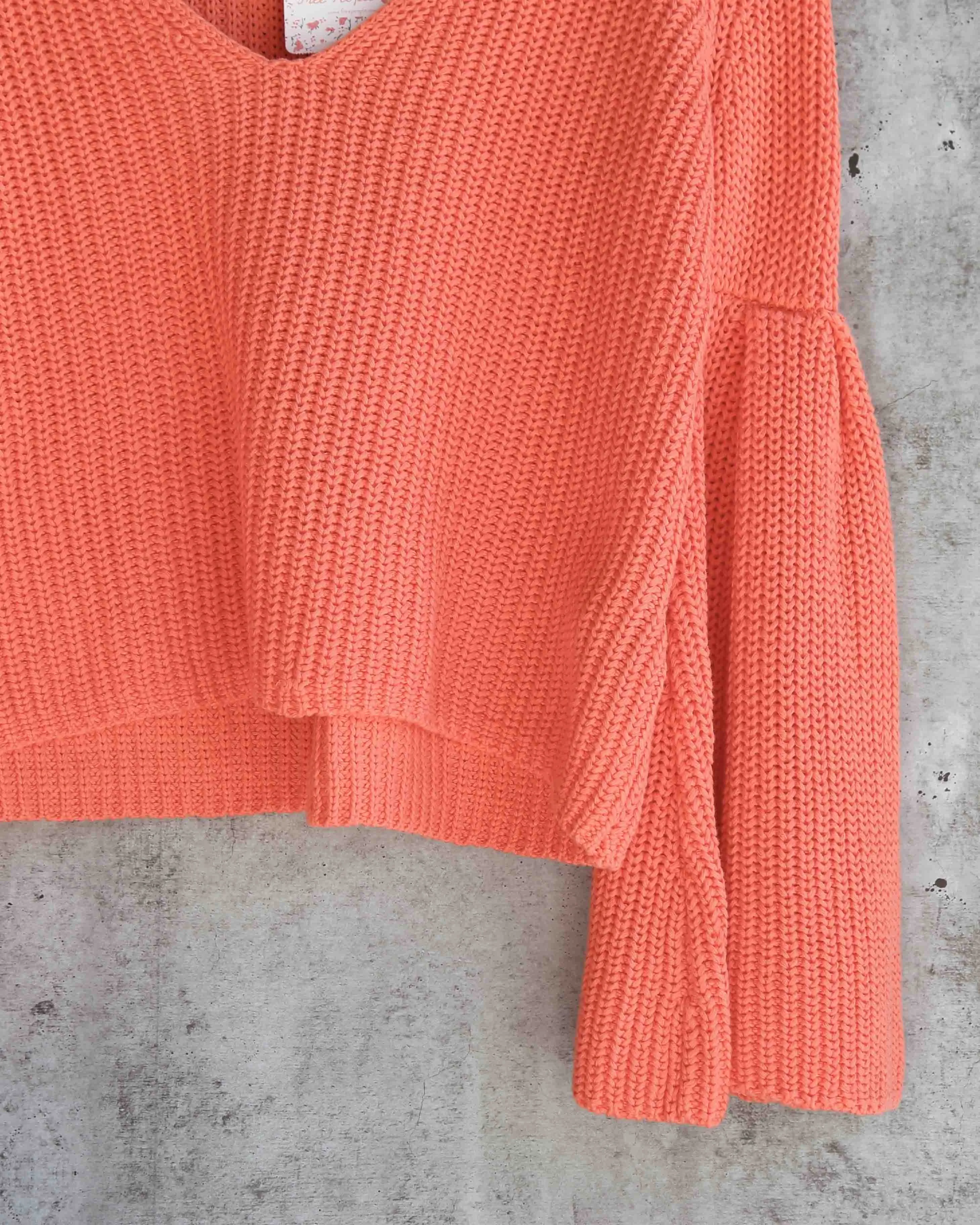 Free People - Damsel Cable Knit Pullover in Coral