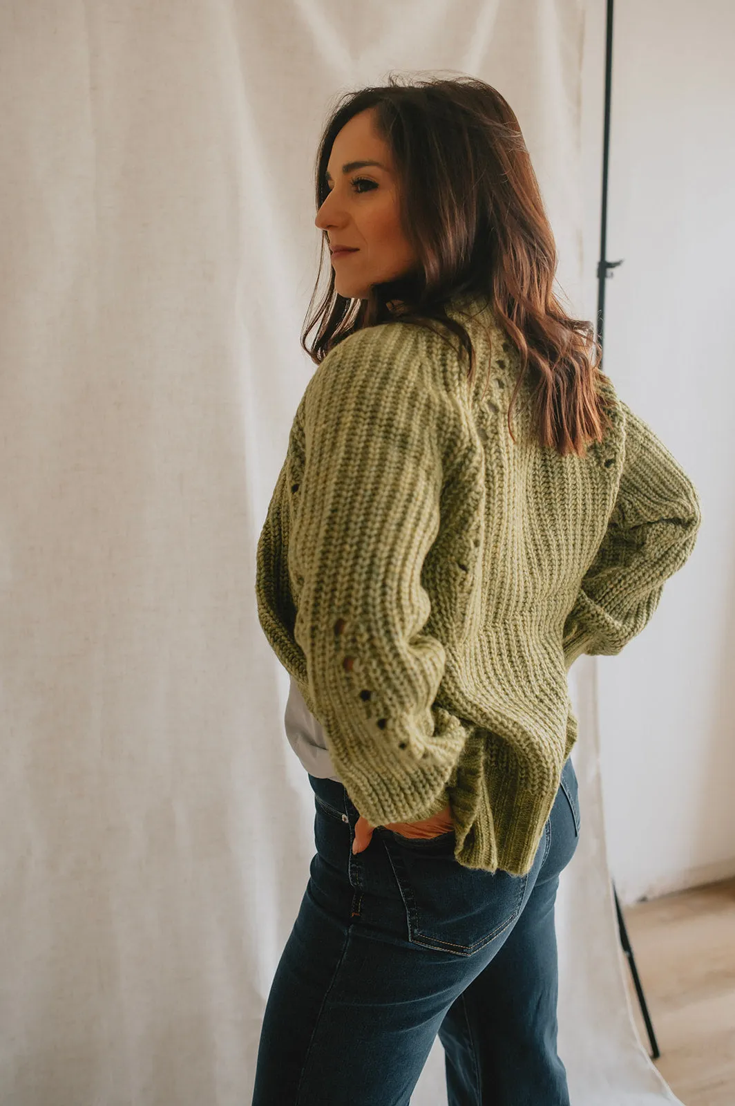 The Oaks Cardigan - Guacamole - PLUS