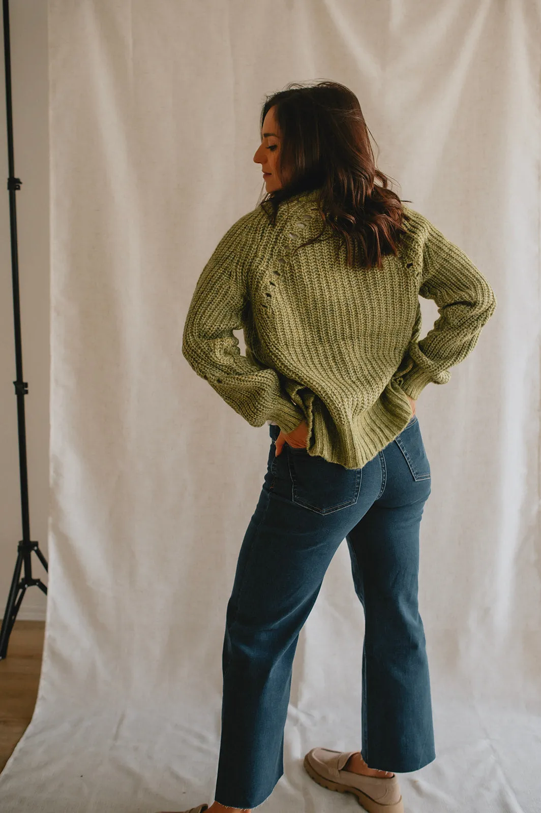 The Oaks Cardigan - Guacamole - PLUS