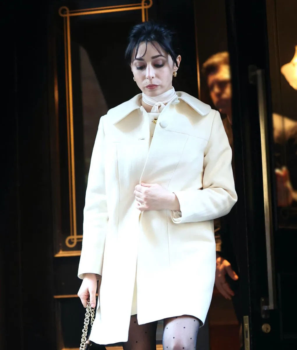 The Penguin 2023 Cristin Milioti Coat - Sofia Falcone White Coat