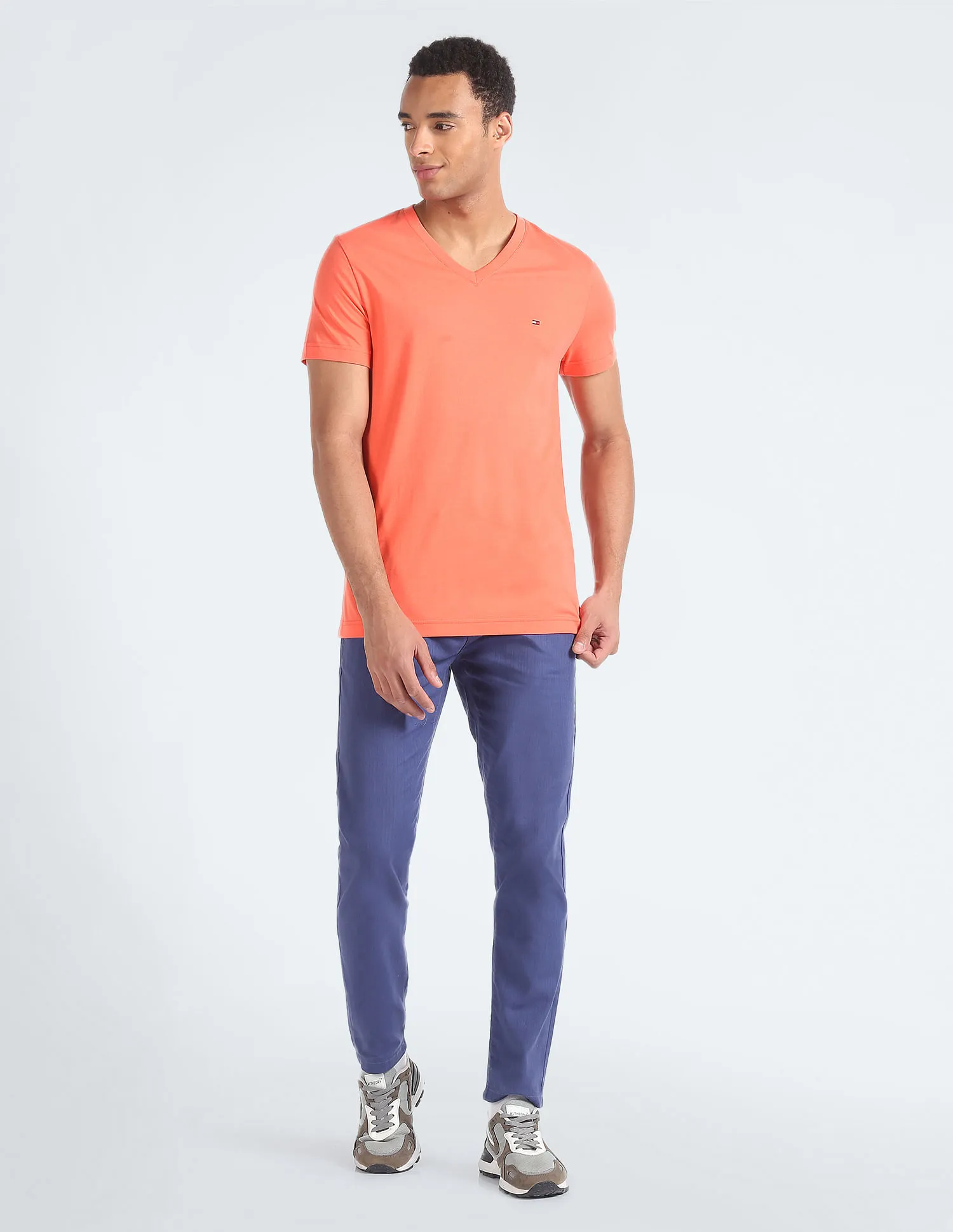 Tommy Hilfiger Pure Cotton Essential V-Neck T-Shirt